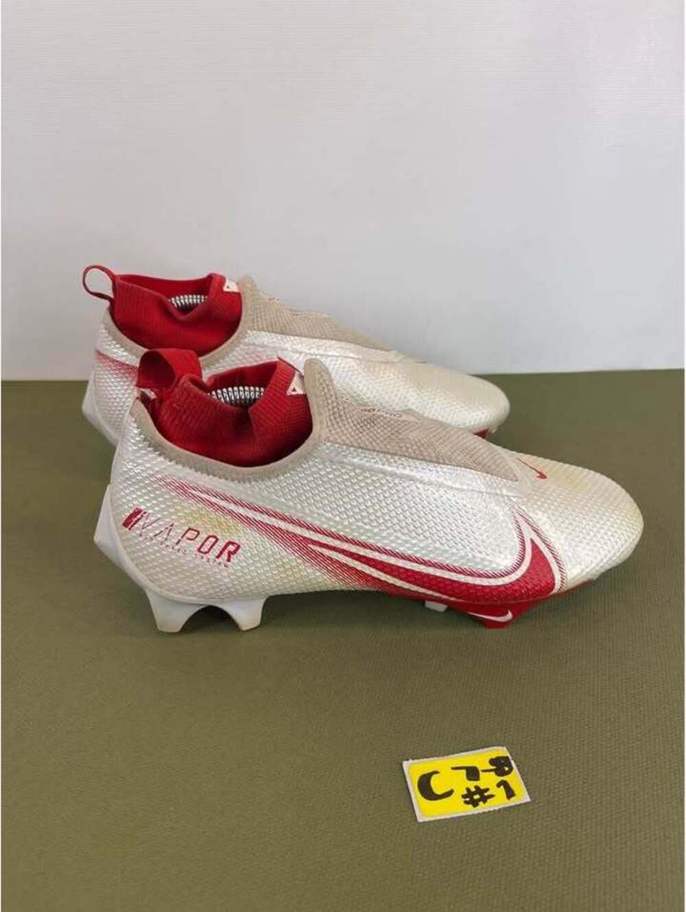 Nike Vapor Edge Pro 360 Football Cleats Men Size 8 White Red AO8277